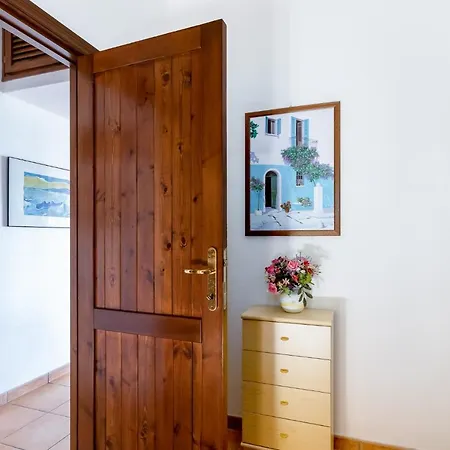 - Ocean Front Nella With Seaview And Private Whirlpool