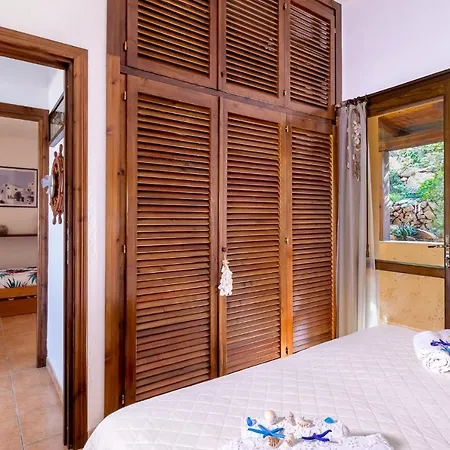 Apartment - Ocean Front Nella With Seaview And Private Whirlpool