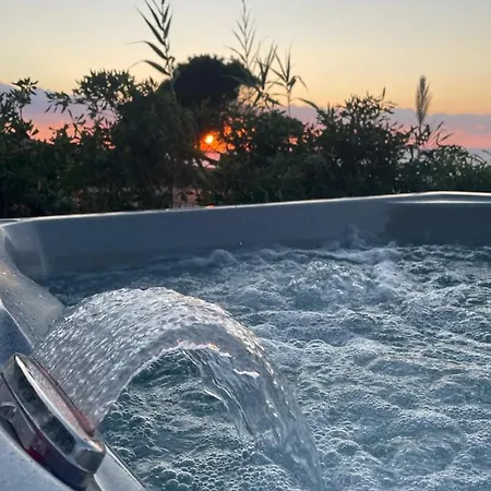 - Ocean Front Nella With Seaview And Private Whirlpool